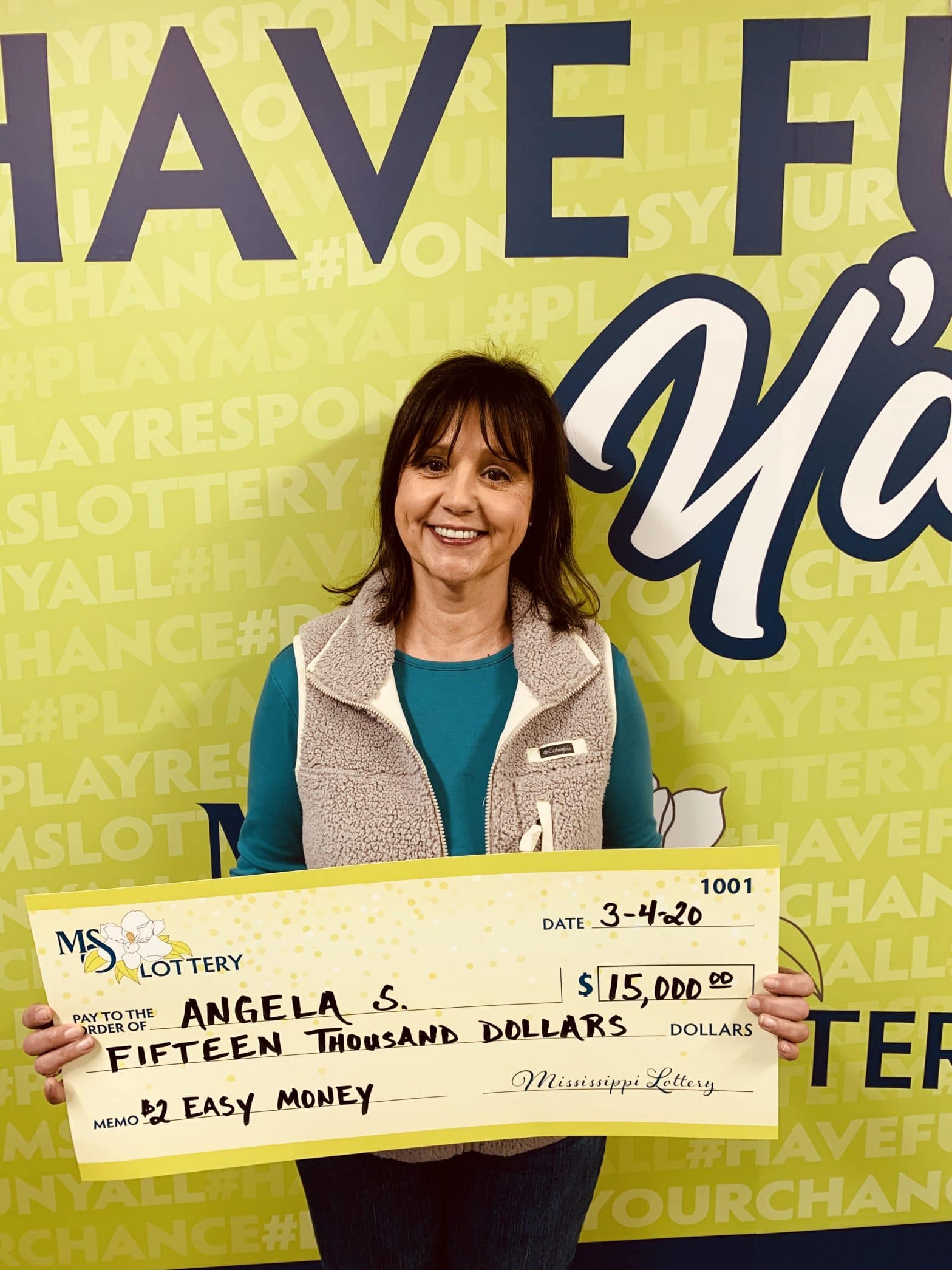 Batesville Woman Wins $15k Jackpot