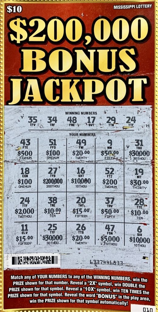 A Grenada woman won $2,000 on a $200,000 Bonus Jackpot scratch-off game purchased at Double Quick on N. Commerce St., Grenada.